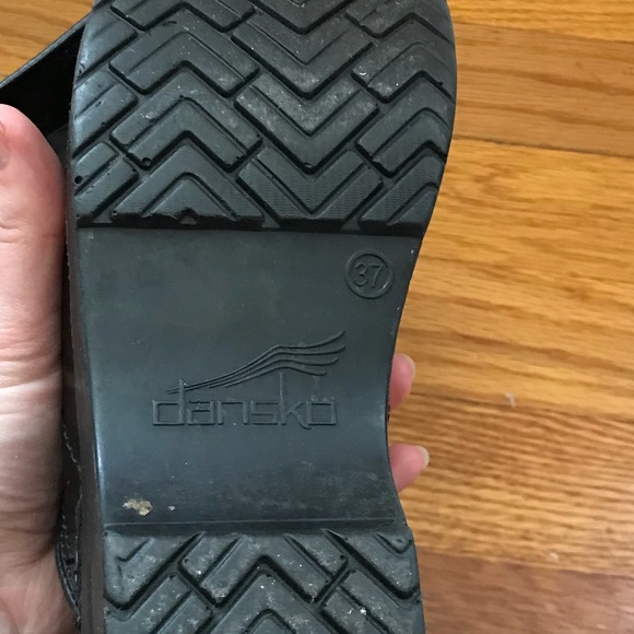 Dansko Narrow Professional Black Patent Clogs - Picture 8 of 8